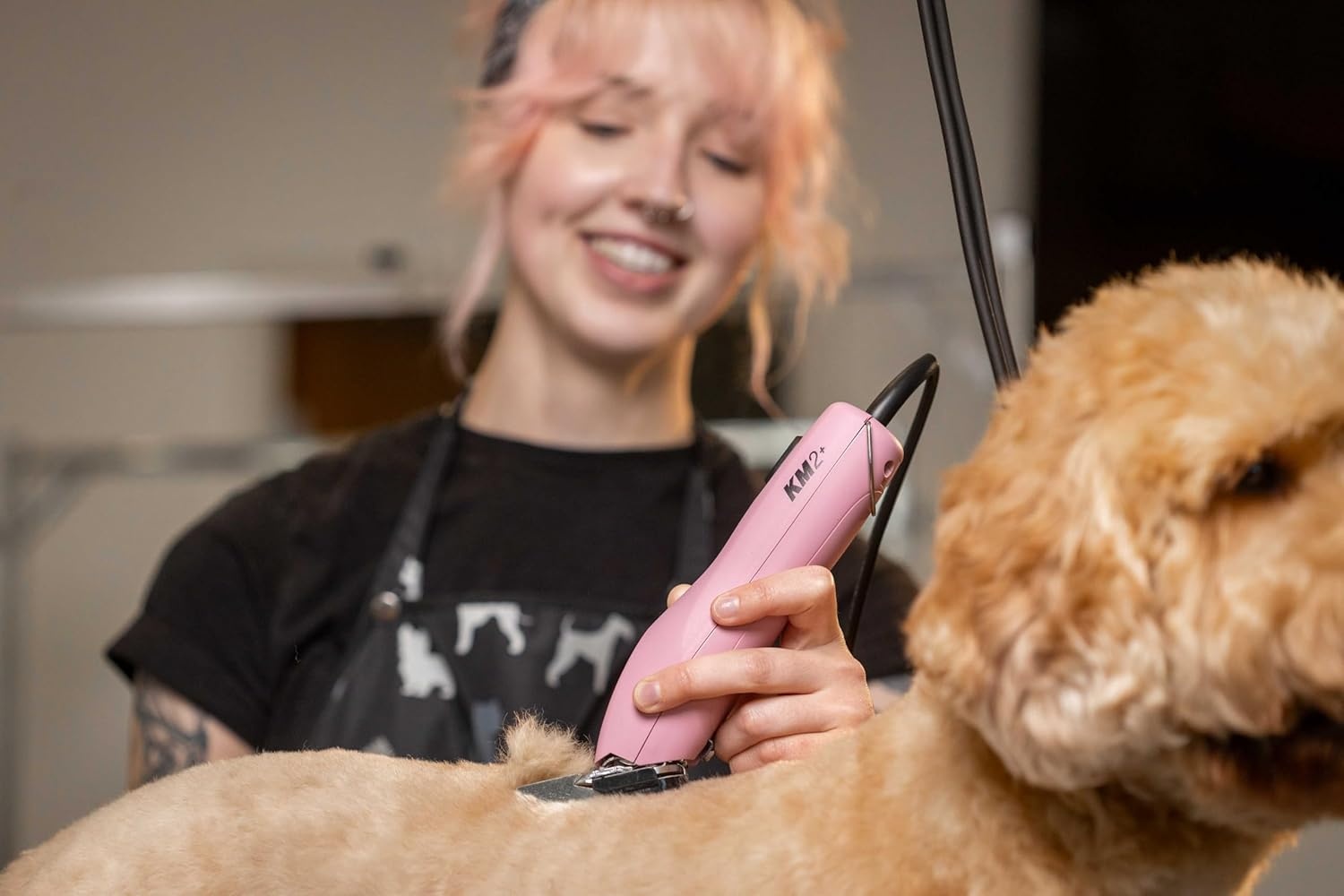 imageWahl Pro Animal KM2 Corded Clipper Pet Clippers for Cats Dogs amp Horses Premium Grooming Tools 2 Speeds amp 14Foot Cord Pink